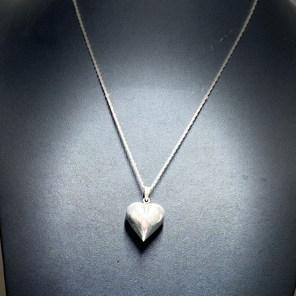 Sterling silver 925 puffy heart pendant necklace